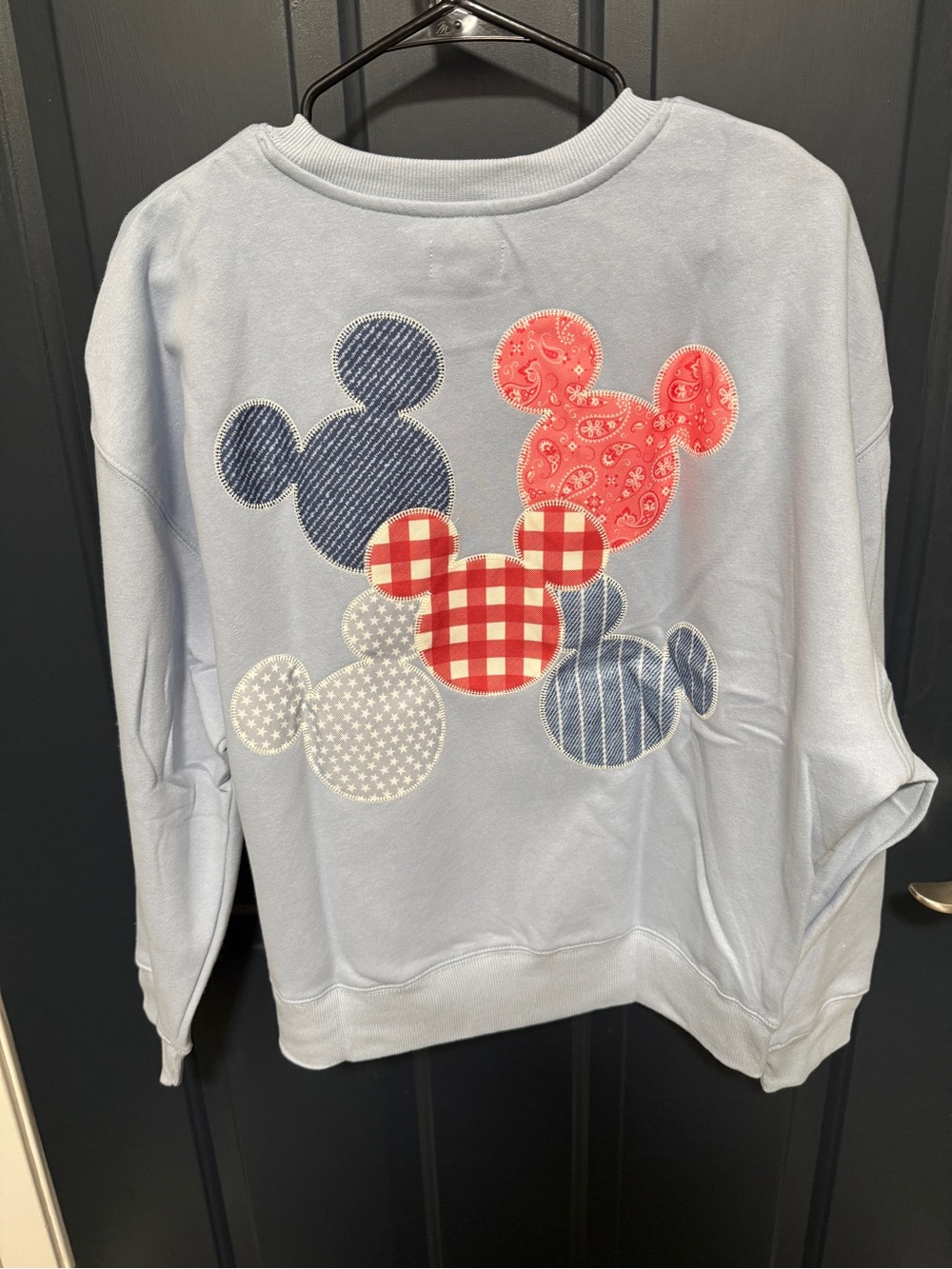 Light Blue Women's Appliqué Mickey Sweatshirt - Casual Pullover